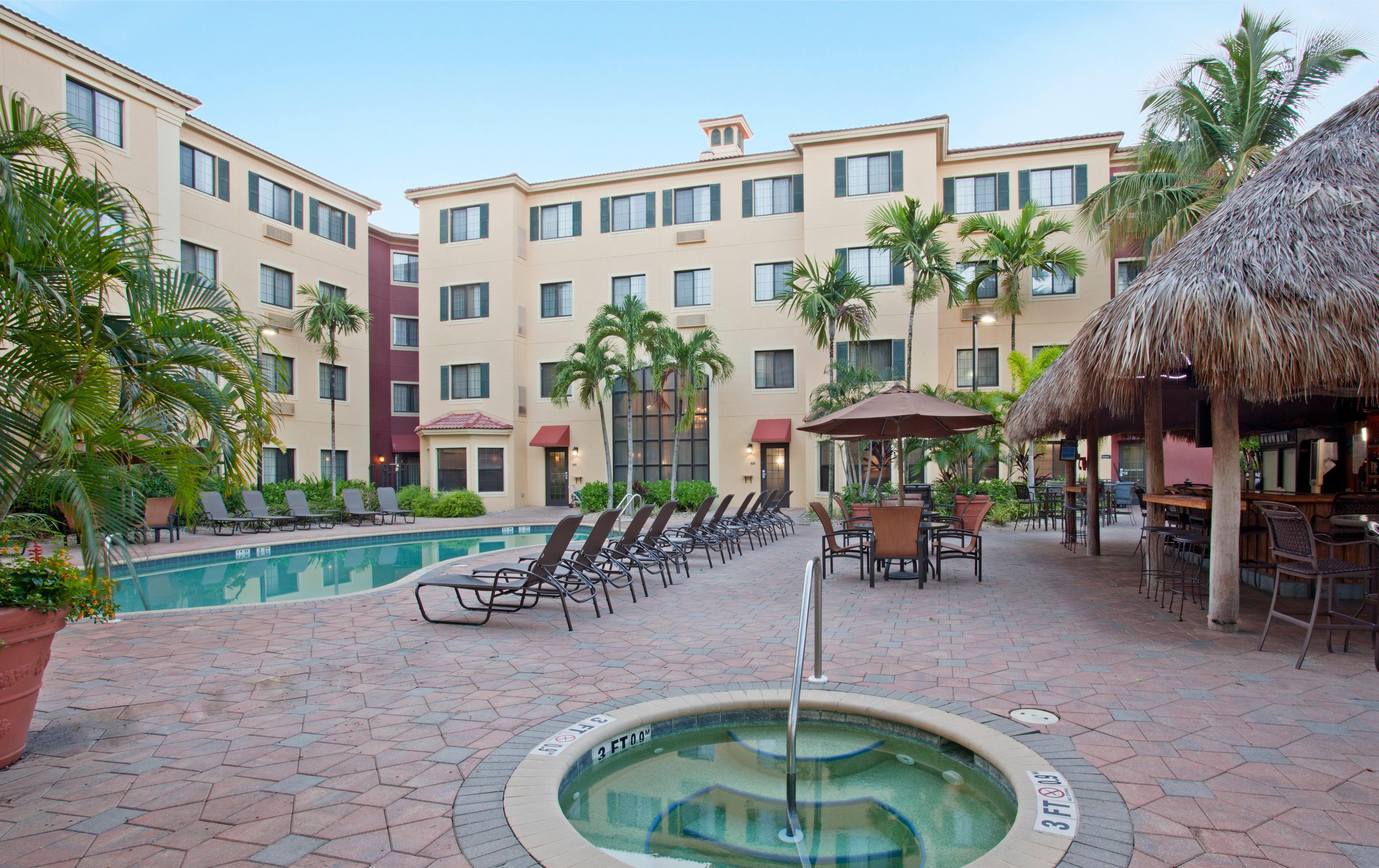 Staybridge Suites Naples - Gulf Coast, An Ihg Hotel Esterno foto